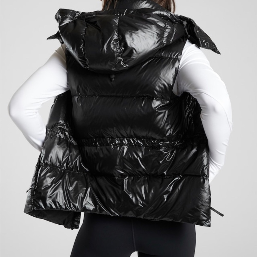 NWT Athleta Lofty Down Vest Black - Picture 7 of 12